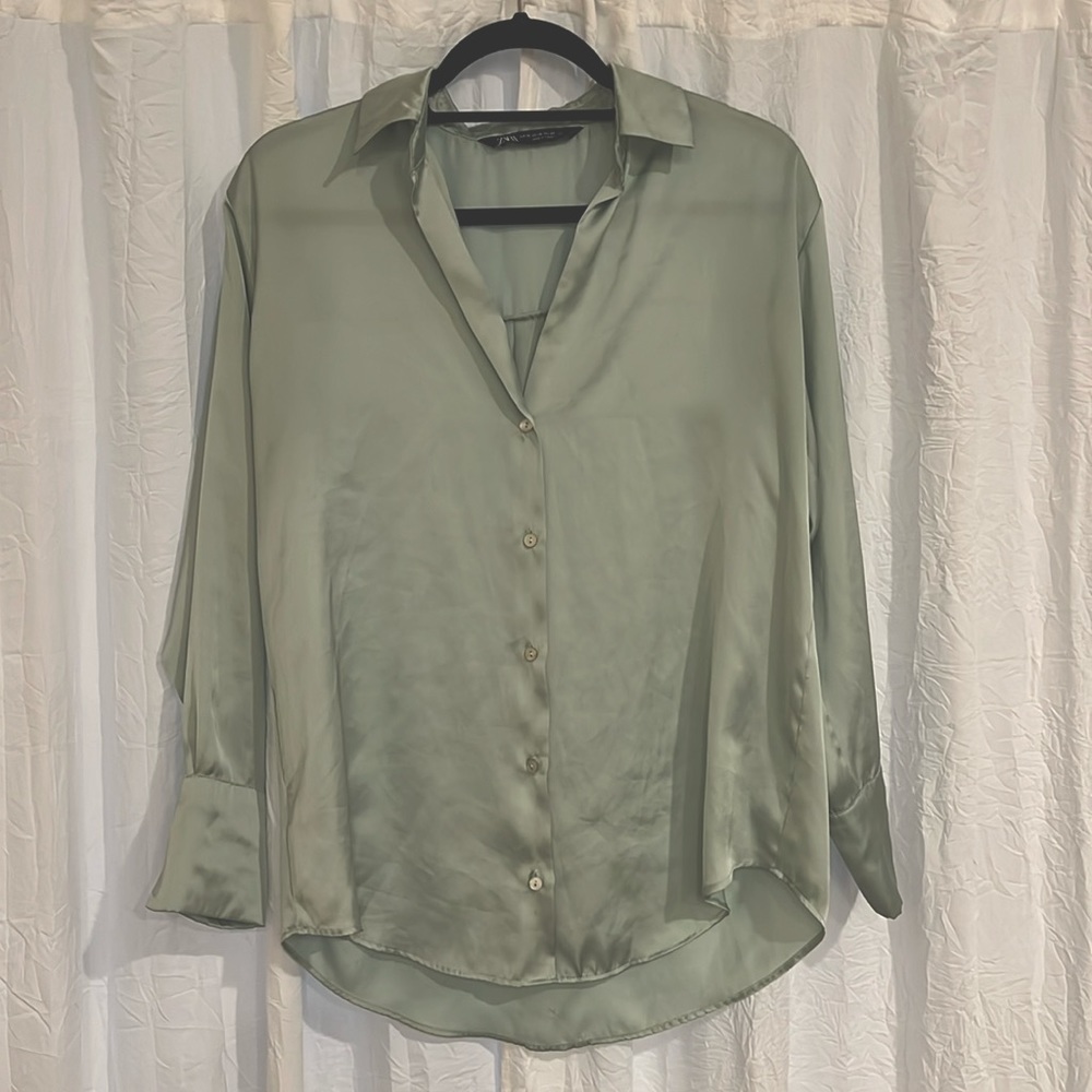 ZARA dress shirt 💚